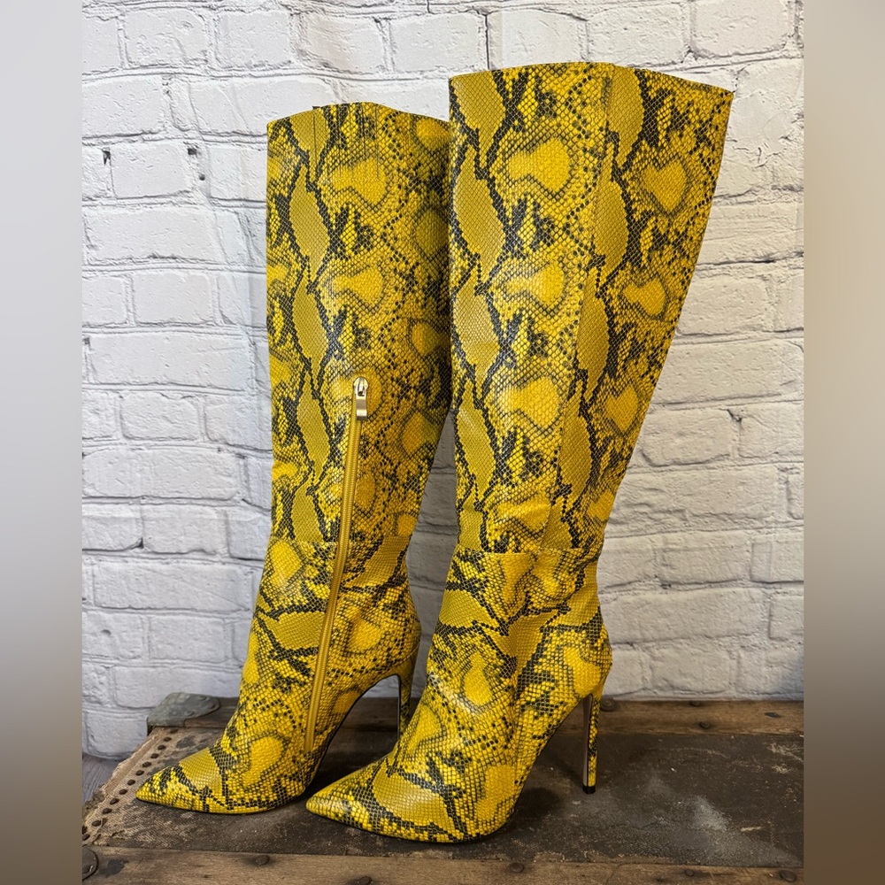 ECO Faux Yellow Python Boots Size 6, NWOT